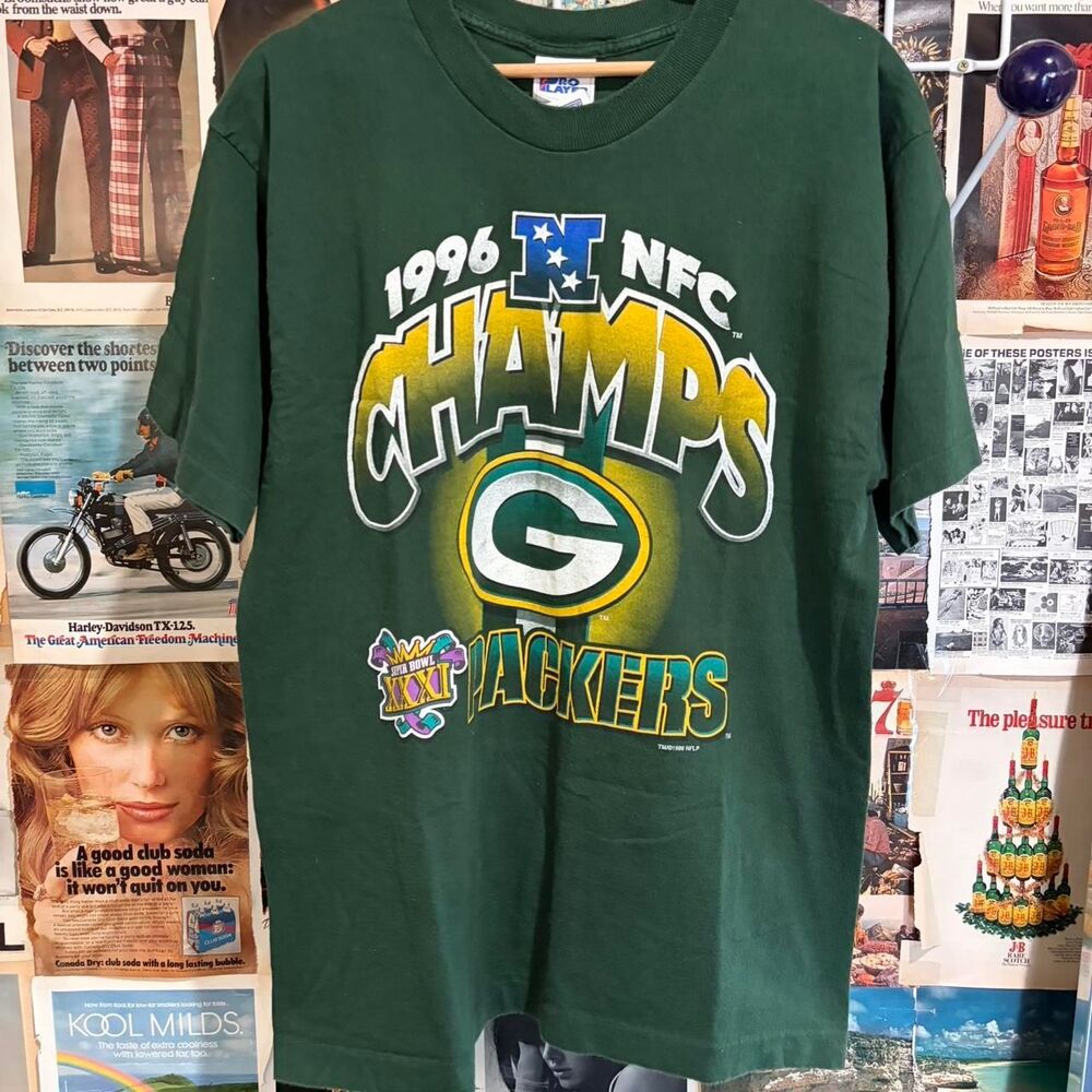 Vintage 90s Green Bay Packers green T-Shirt